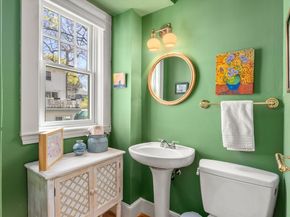 13 Cantwell Rd, Milton MA 02186