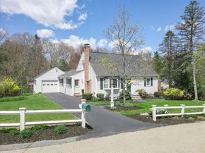16 Howland Ter, Stoughton MA 02072