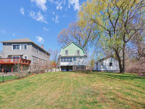 119 Hope Ave, Worcester MA 01603