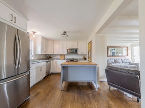 267 Sandy Hill Dr, Marshfield MA 02050