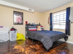 100 Oak Ln 12, Brockton MA 02301