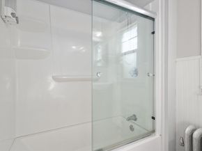 35 Boardman St, Worcester MA 01606