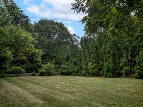 37 Neds Point Rd, Mattapoisett MA 02739