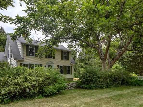 37 Neds Point Rd, Mattapoisett MA 02739