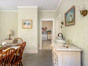 37 Neds Point Rd, Mattapoisett MA 02739