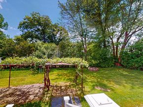 14 Tournament Rd, Natick MA 01760