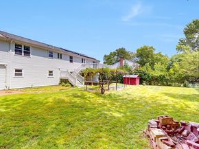 14 Tournament Rd, Natick MA 01760
