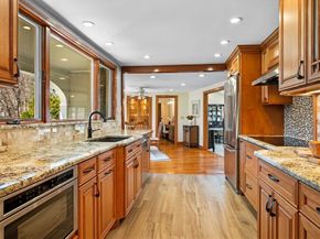 15 Lockwood Ln, Topsfield MA 01983