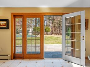 15 Lockwood Ln, Topsfield MA 01983
