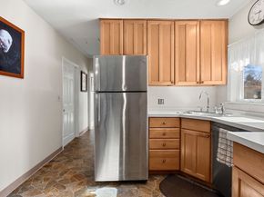 12 Lake Ave, Saugus MA 01906