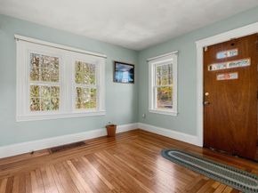 12 Lake Ave, Saugus MA 01906