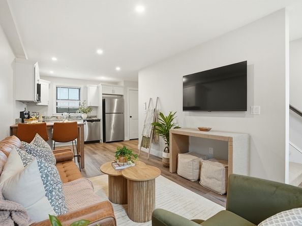 7 Water Street 2, Plymouth MA 02360