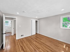 6 Anthony Rd, Tewksbury MA 01876