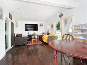 2 Kosta St, Worcester MA 01607