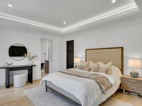 1242 Beacon St, Newton MA 02468