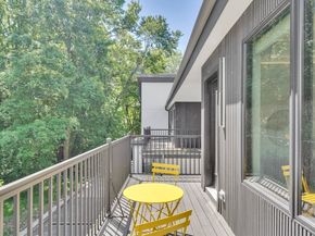 1242 Beacon St, Newton MA 02468