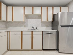 44 Elm Street 303, Worcester MA 01609