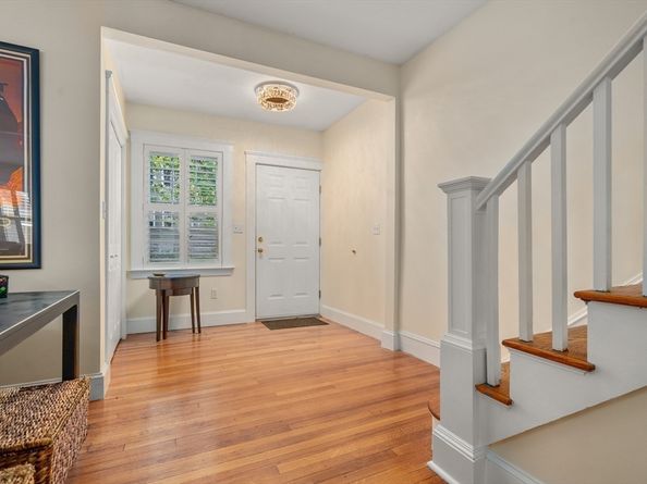 10-12 Richardson Ave 2, Arlington MA 02476
