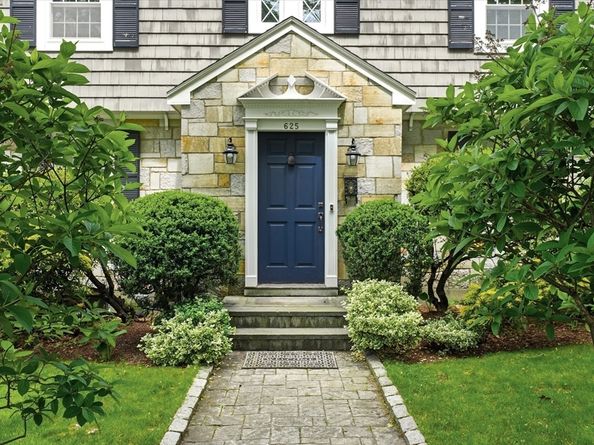 625 Beacon St, Newton MA 02459