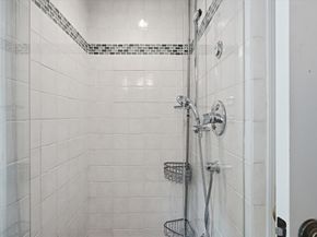 625 Beacon St, Newton MA 02459