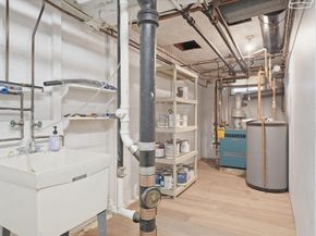 625 Beacon St, Newton MA 02459