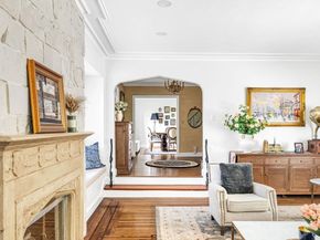 518 Newton St, Brookline MA 02467