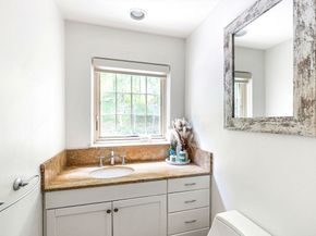 518 Newton St, Brookline MA 02467