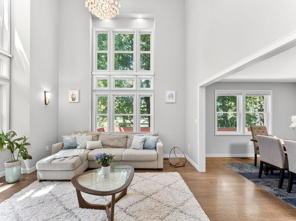 142 Edinboro St, Newton MA 02460