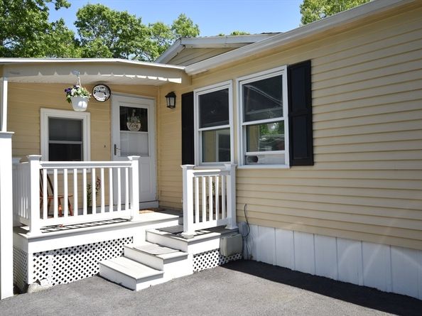 157 Windswept Rd, Wareham MA 02576