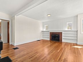 28 Hawthorne St, Lynn MA 01902