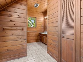 28 Hawthorne St, Lynn MA 01902