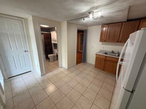81 Cabot St 1M, Beverly MA 01915