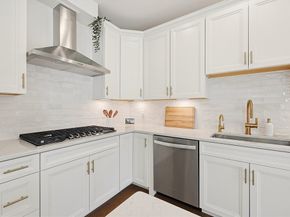 11 Winslow Ln 2, Grafton MA 01536