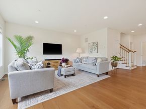 11 Winslow Ln 2, Grafton MA 01536