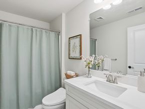 11 Winslow Ln 2, Grafton MA 01536