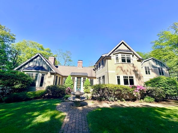 130 Summer St, Weston MA 02493