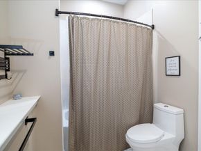 145 W River Street, Upton MA 01568