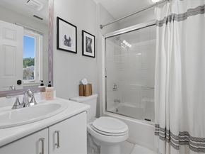 60 Pointe Rok Drive 60, Worcester MA 01604