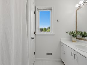 60 Pointe Rok Drive 60, Worcester MA 01604