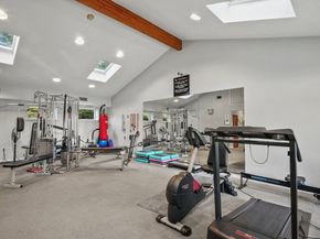 60 Pointe Rok Drive 60, Worcester MA 01604