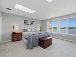 60 Pointe Rok Drive 60, Worcester MA 01604
