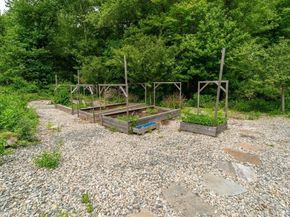 50 Dwinell Rd, Millbury MA 01527