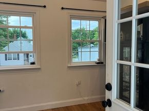 4 Robin Rd, Billerica MA 01821