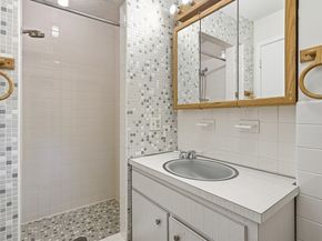 184 Rawson Rd 184, Brookline MA 02445