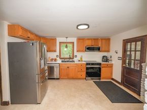 586 Turnpike St, Stoughton MA 02072