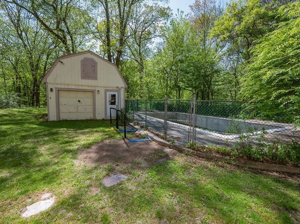 586 Turnpike St, Stoughton MA 02072