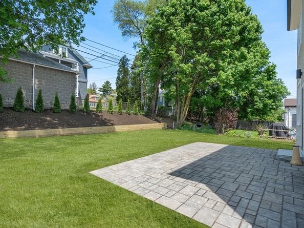 33 Fendale Ave, Boston MA 02124