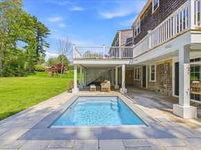 8 Bridge St, Norwell MA 02061