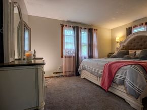584 Dennison Dr, Southbridge MA 01550