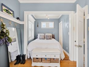 7 Sycamore St, Wareham MA 02558